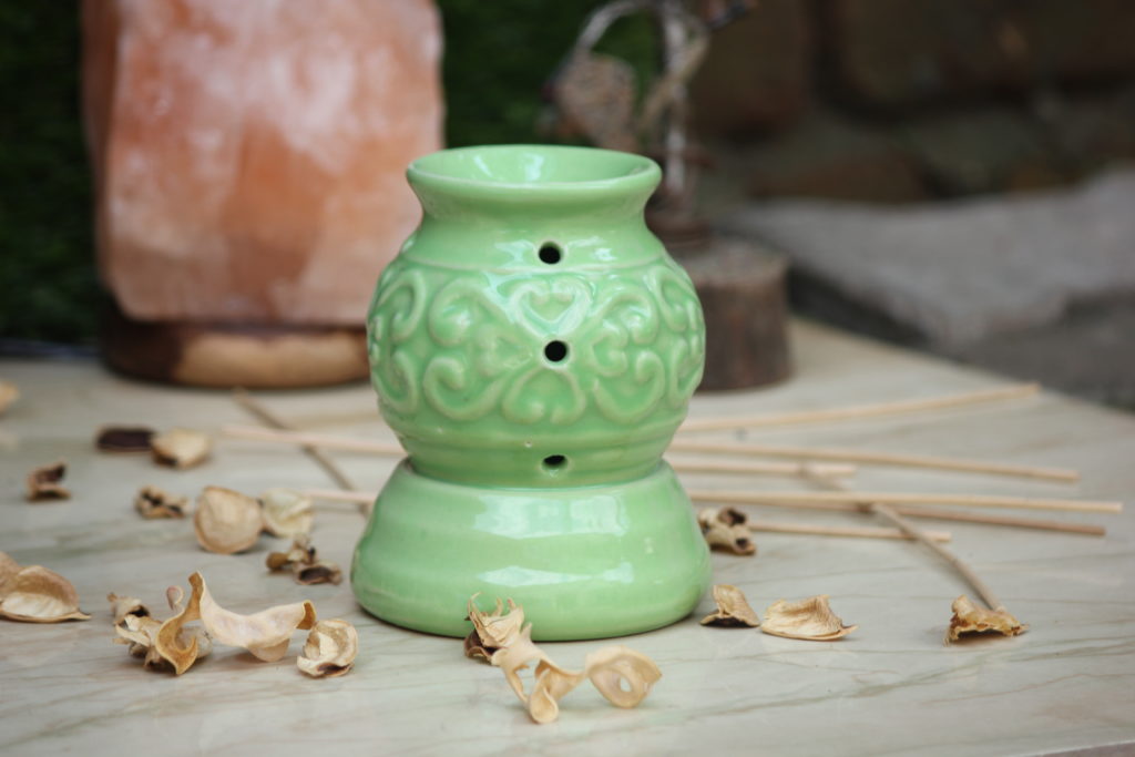 Indian Royal Crafts | Brahmz | Ceramic Electric Aroma Burner
